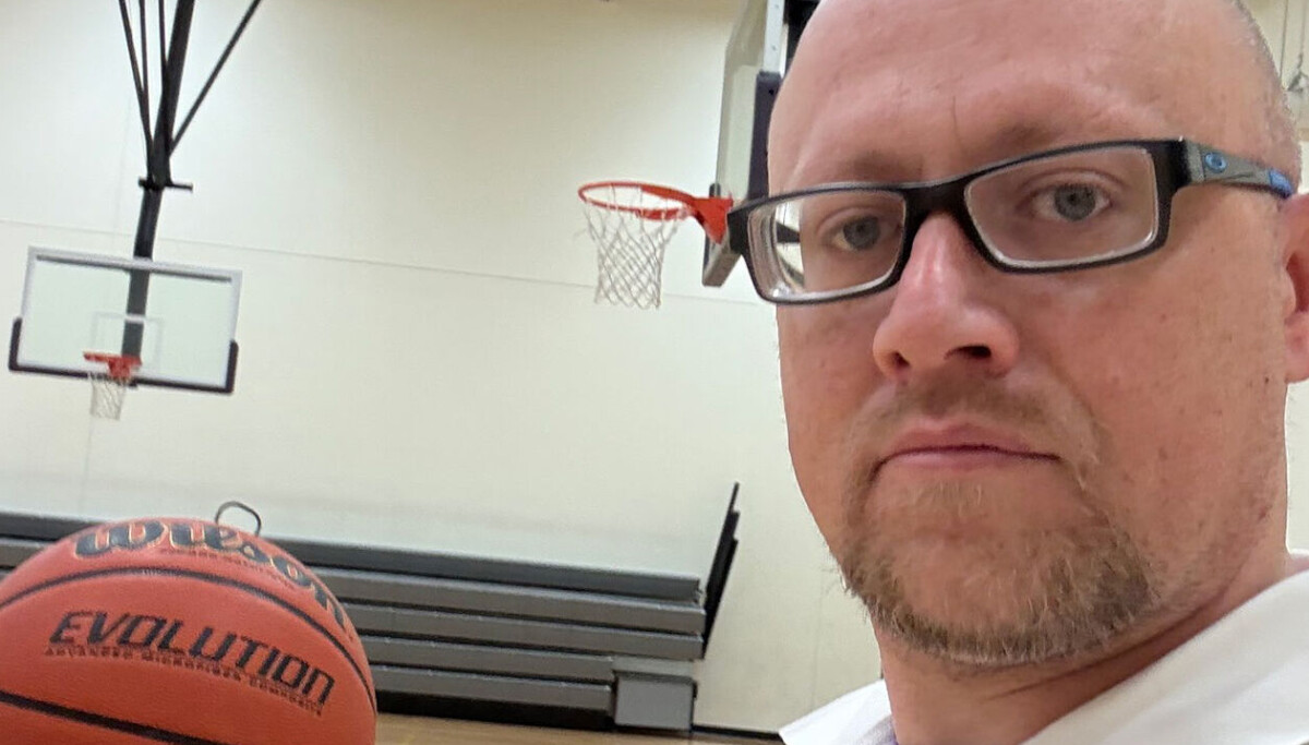 Bachicha named Eagles girls basketball coach